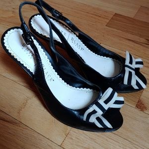 White House Black Market pumps